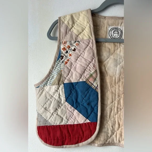 Potter’s Daughter Quilted Vest Size Small - 1910s - 1920s quilt - amazing! - Picture 2 of 4